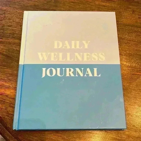 Daily Wellness Journal NWT - Picture 1 of 7